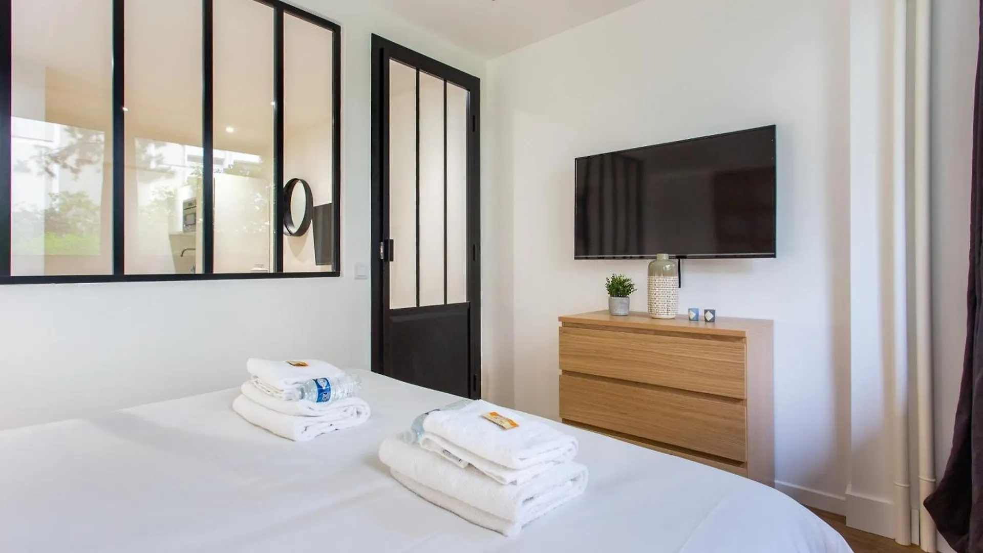 Apartment - Sacre Coeur Paris