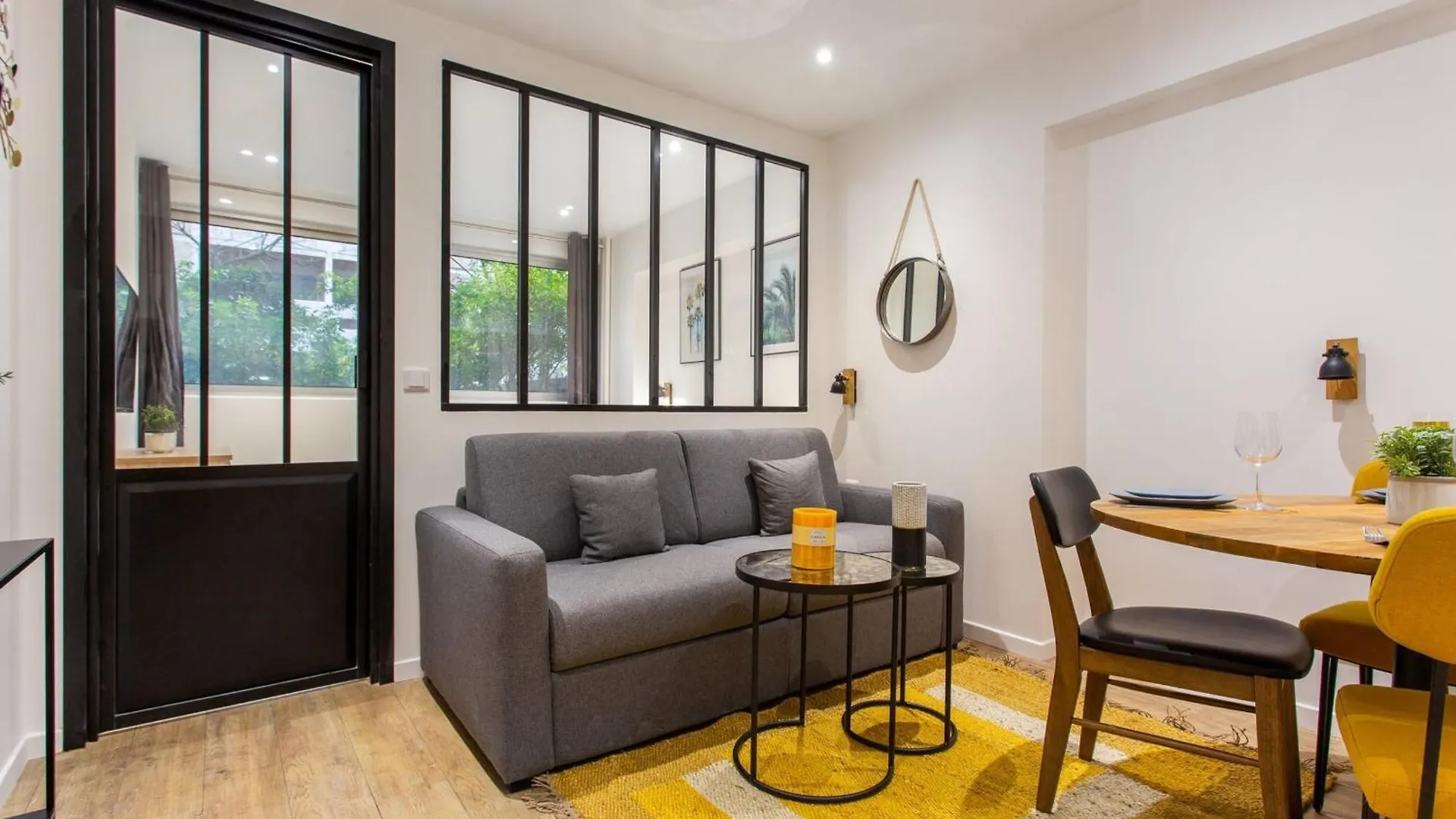 Apartment - Sacre Coeur Paris